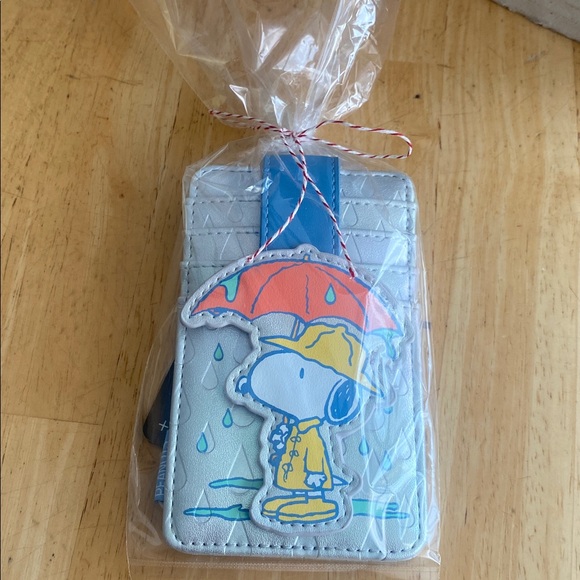 Loungefly Peanuts Snoopy Rainy Day Cardholder ID holder w folder over strap NWT - Picture 2 of 6